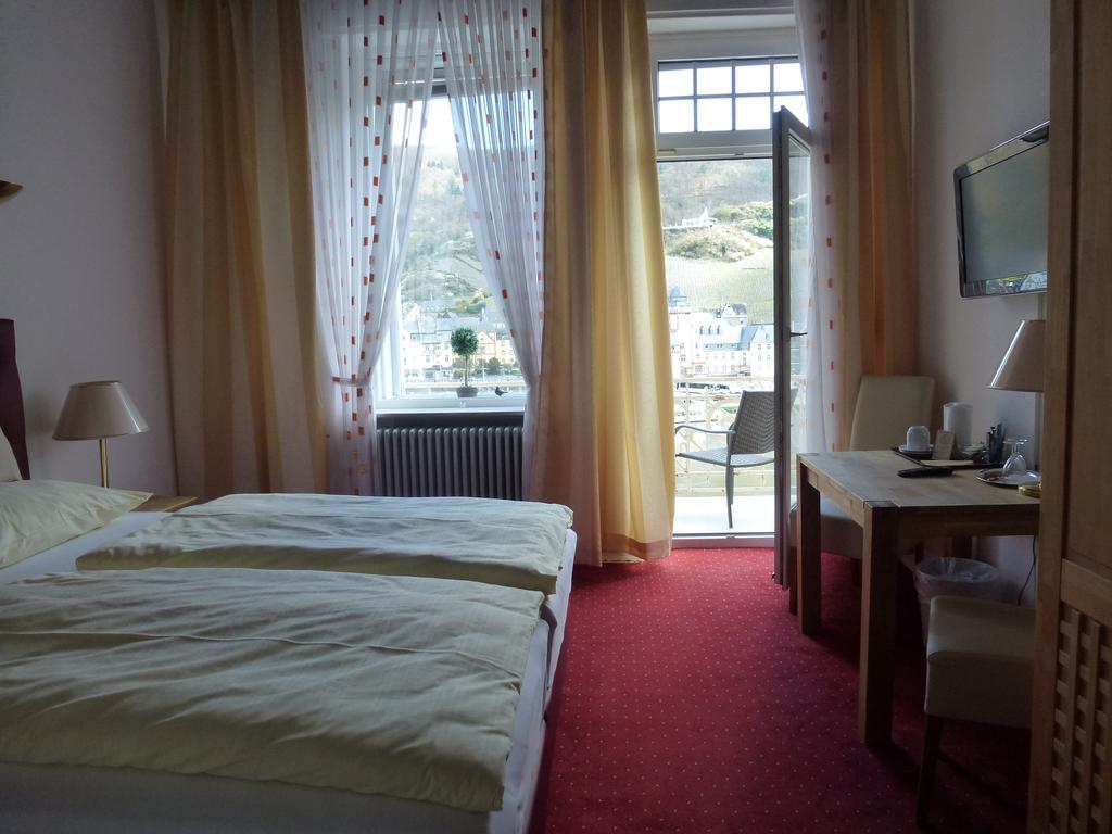 Hotel Drei Konige Bernkastel-Kues Exteriör bild